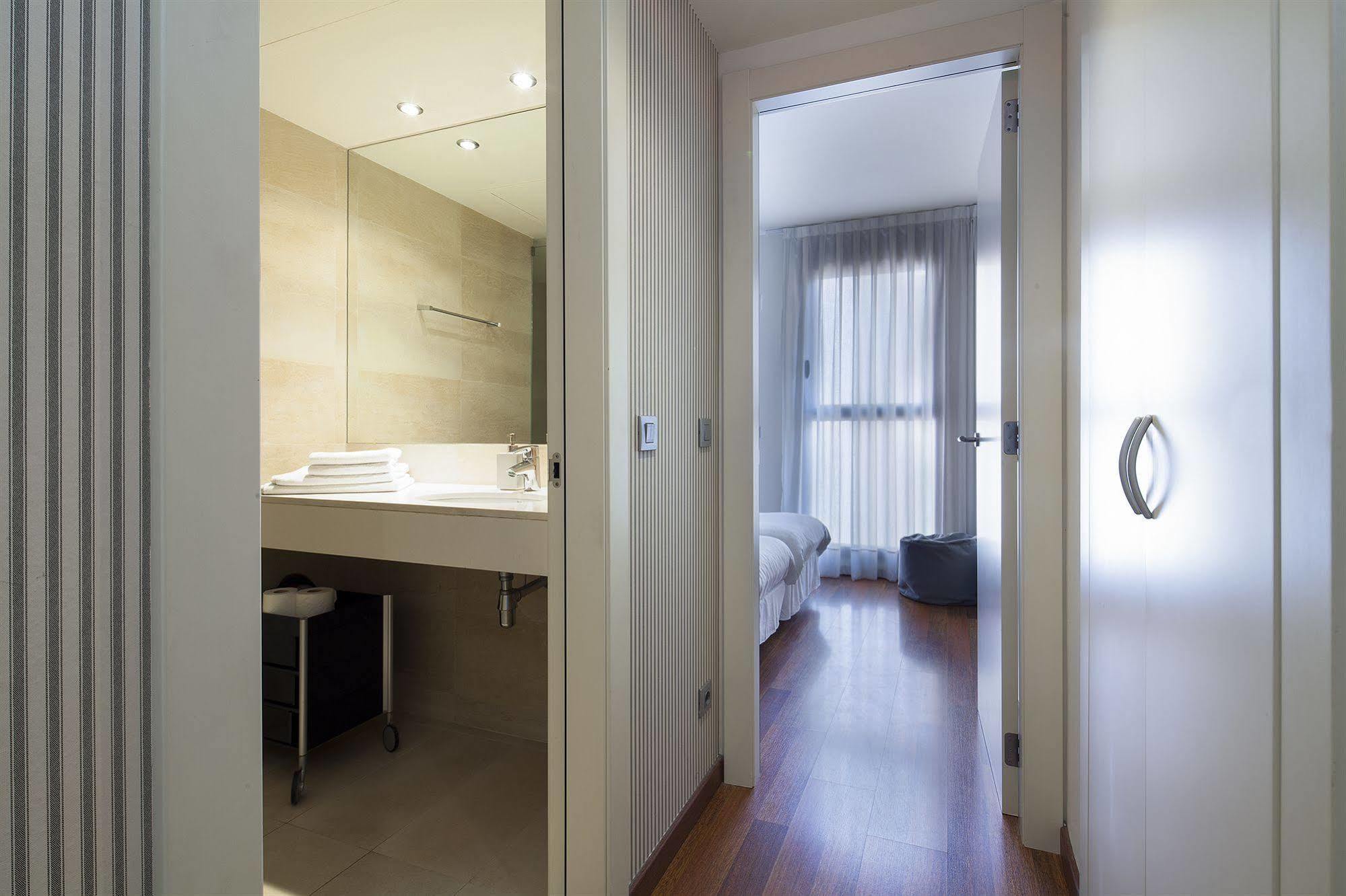 Inside Barcelona Apartments Mercat Exterior foto